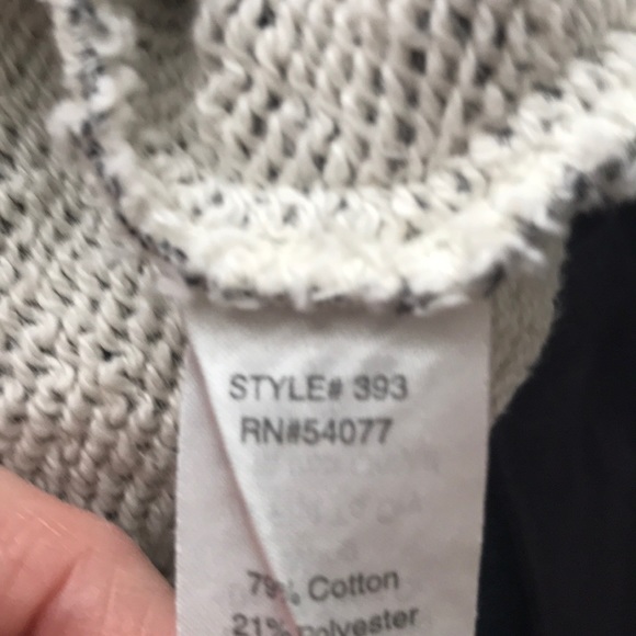 Cabi 3/4 sleeve jacket with nautical buttons 393 - Picture 5 of 5